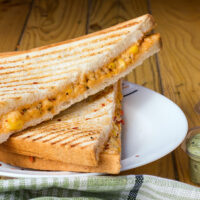 10 Quick Snacks That Kids Love