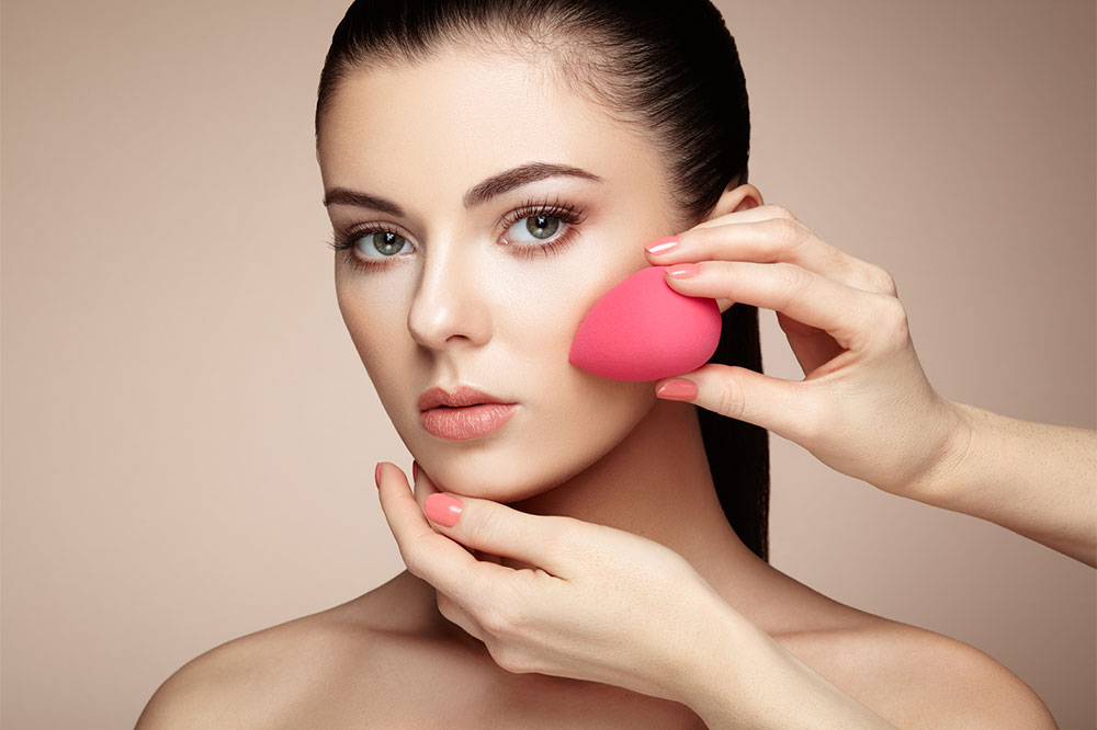 5 Effective Makeup Tips to Banish Fine Lines