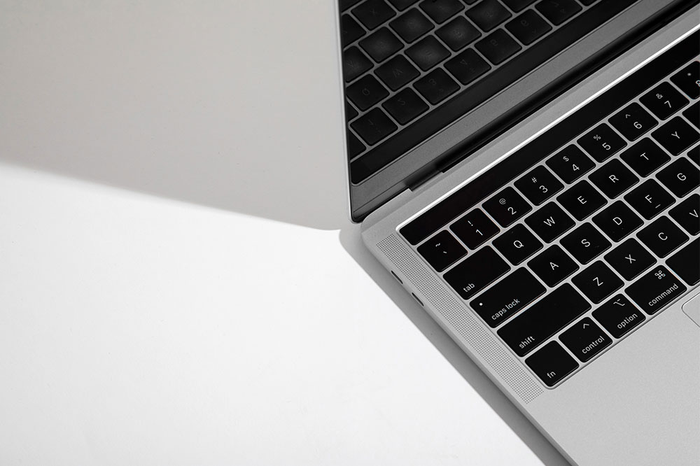 5 Things to Know Before Purchasing a Laptop for WFH