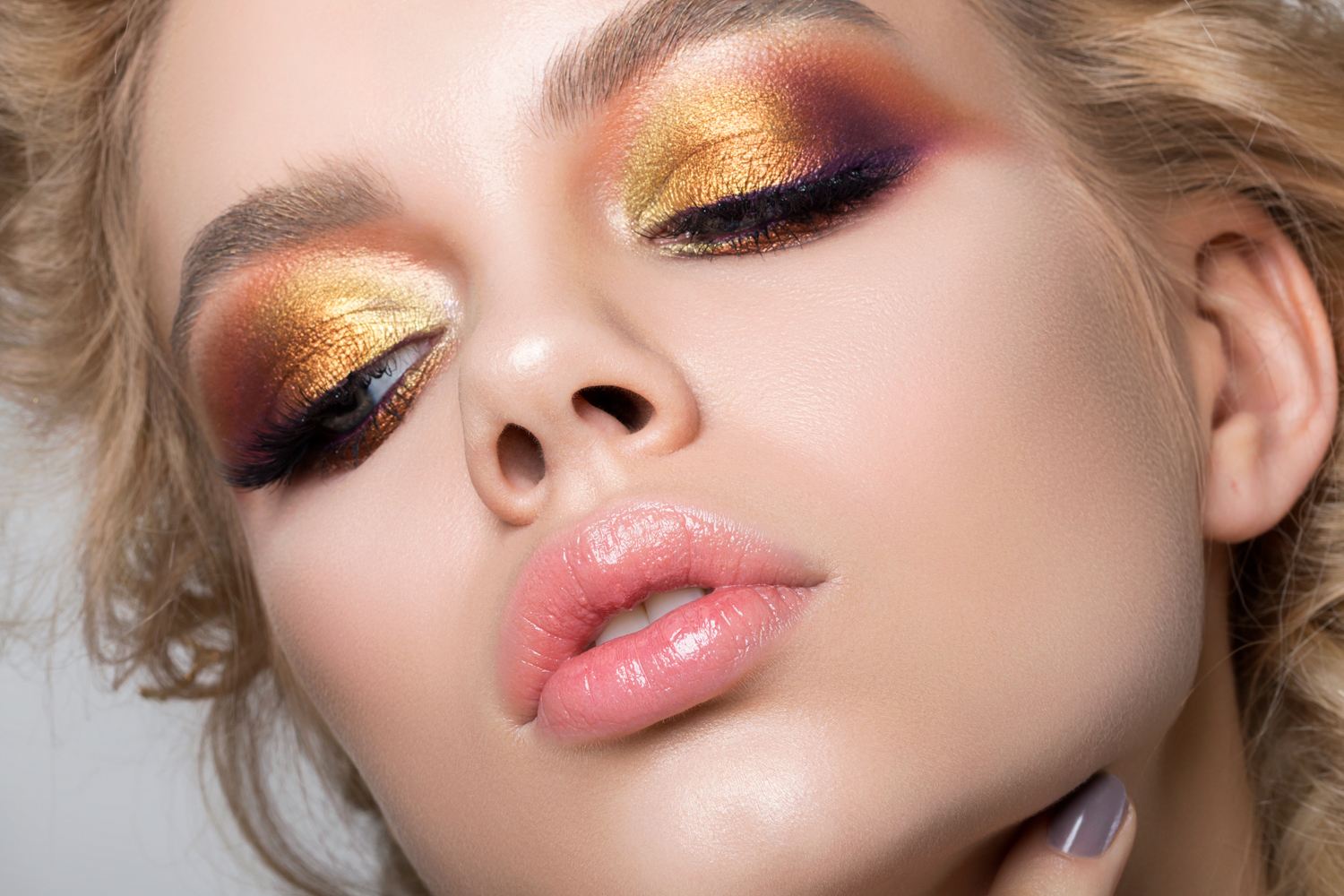 5 Essential Eyeshadow Hacks